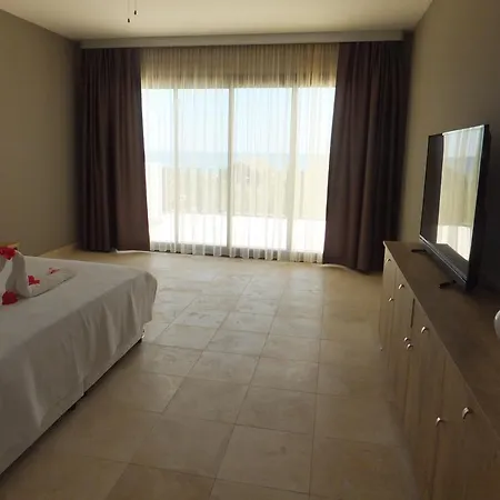Otel Aytas Ayvalı