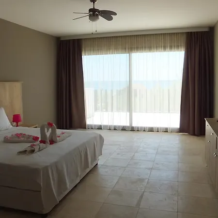 Hotel Aytas 3*